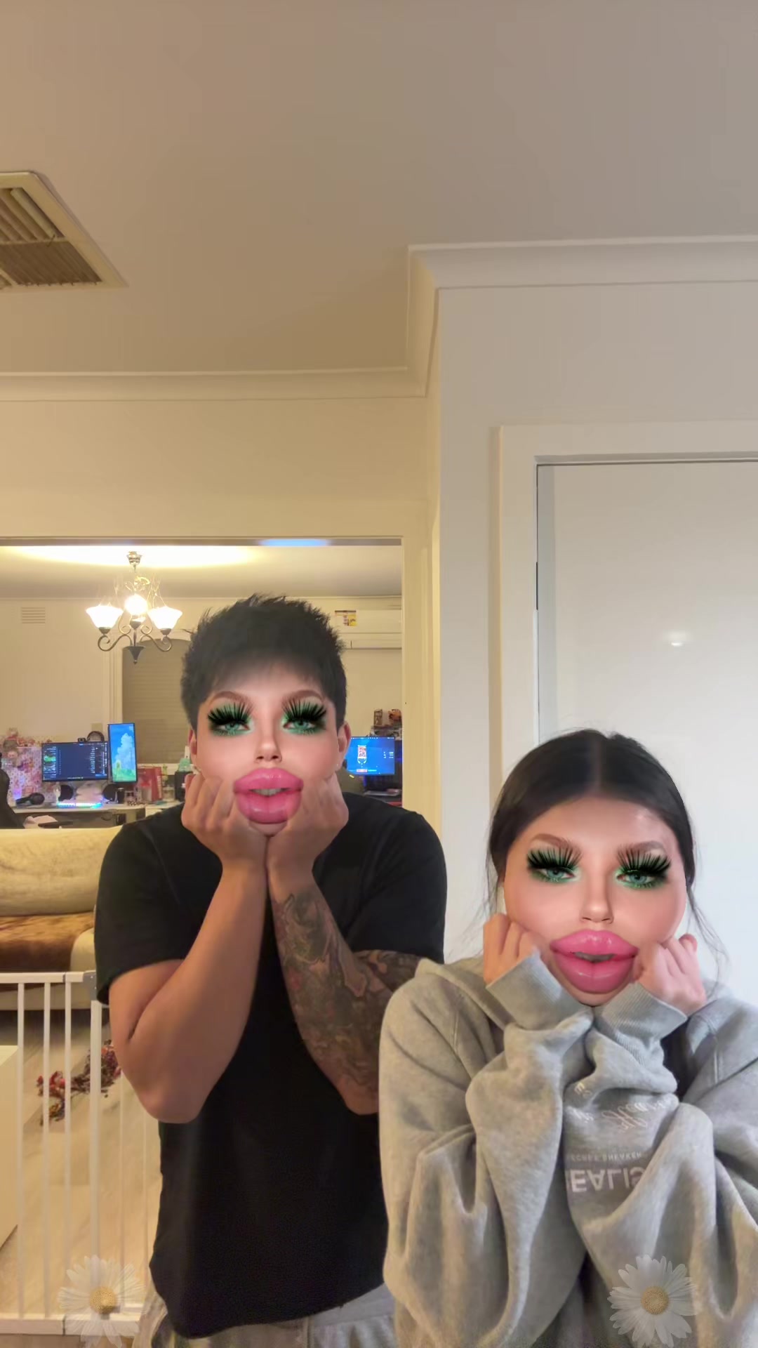 @Lynaa