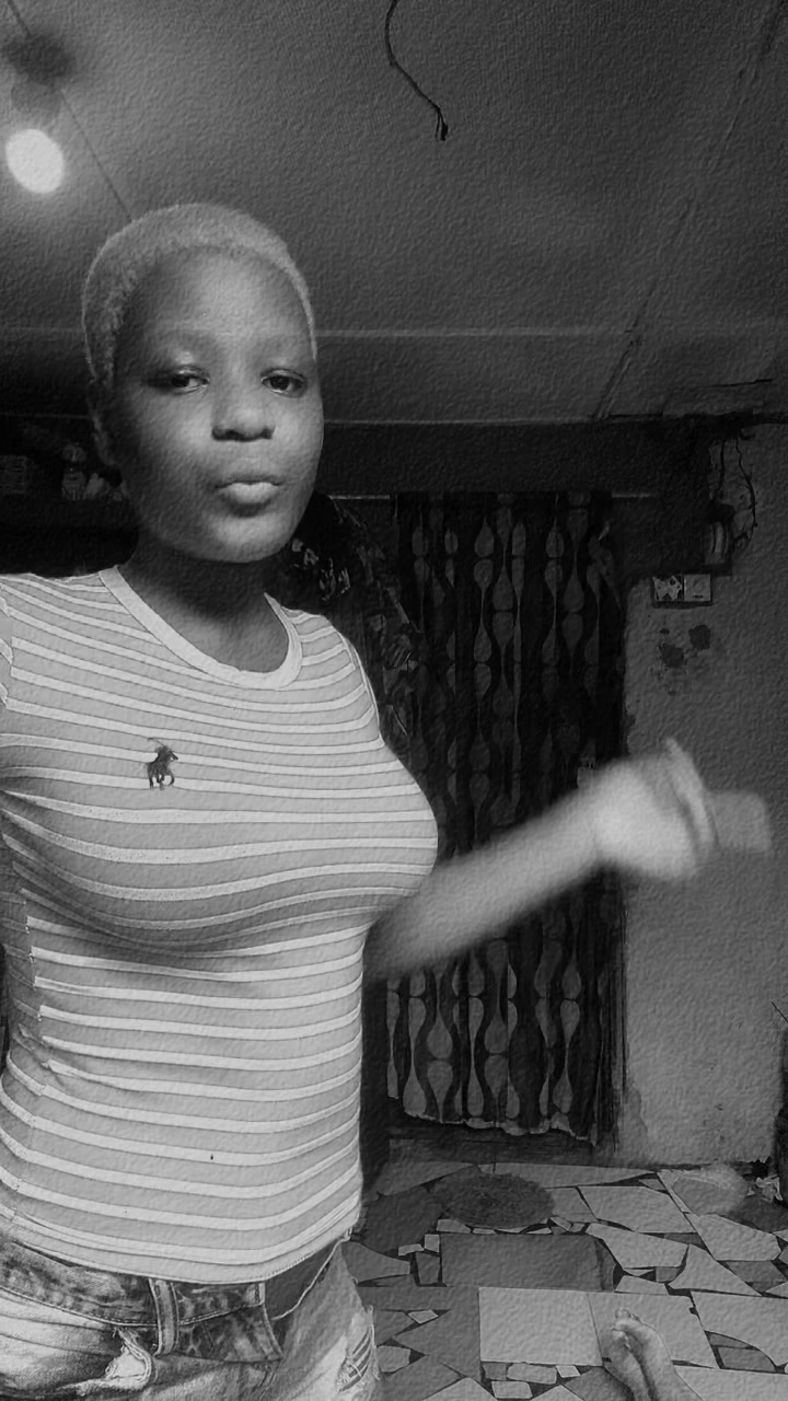 @😭😔sad gurl 😔