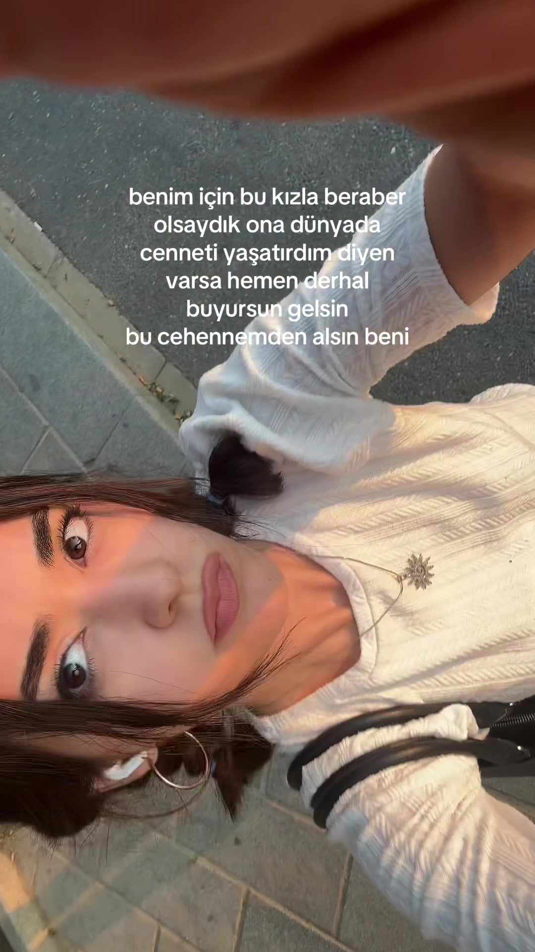 @laci