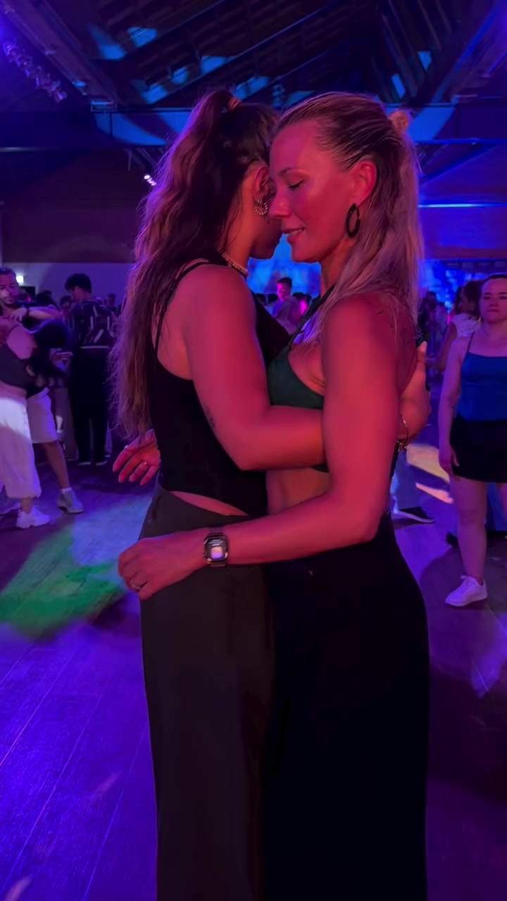 @Carla❤️👑🌍🏳️&zwj;🌈