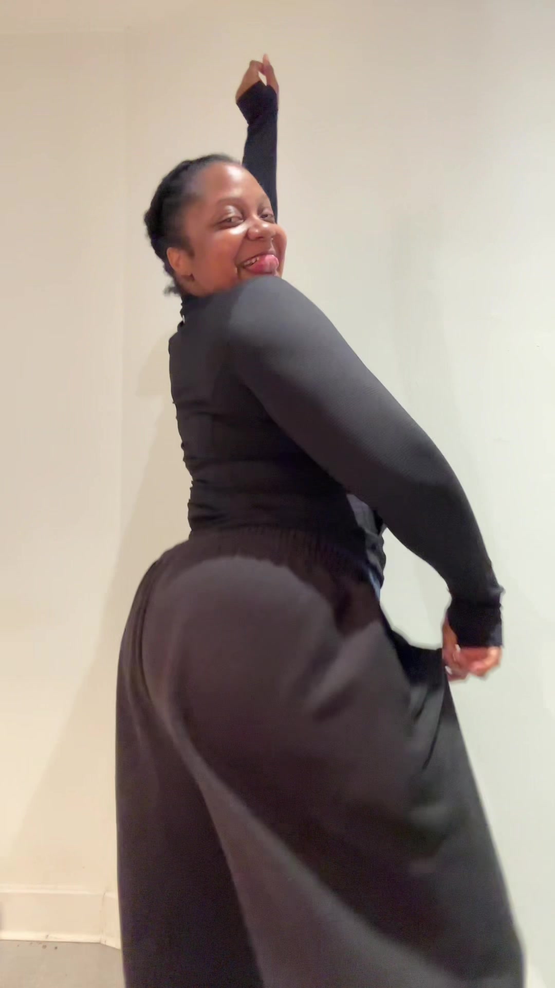 @audreypleasee