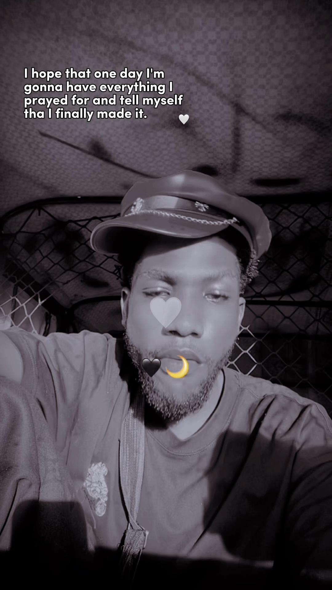 @Afro_kyrois30🤪