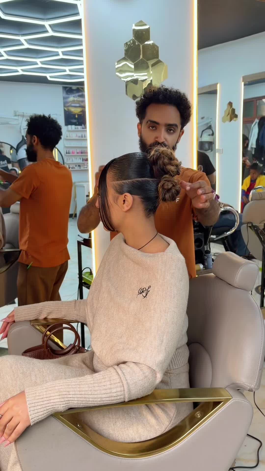 @Sol beauty salon 12ቅመሙ