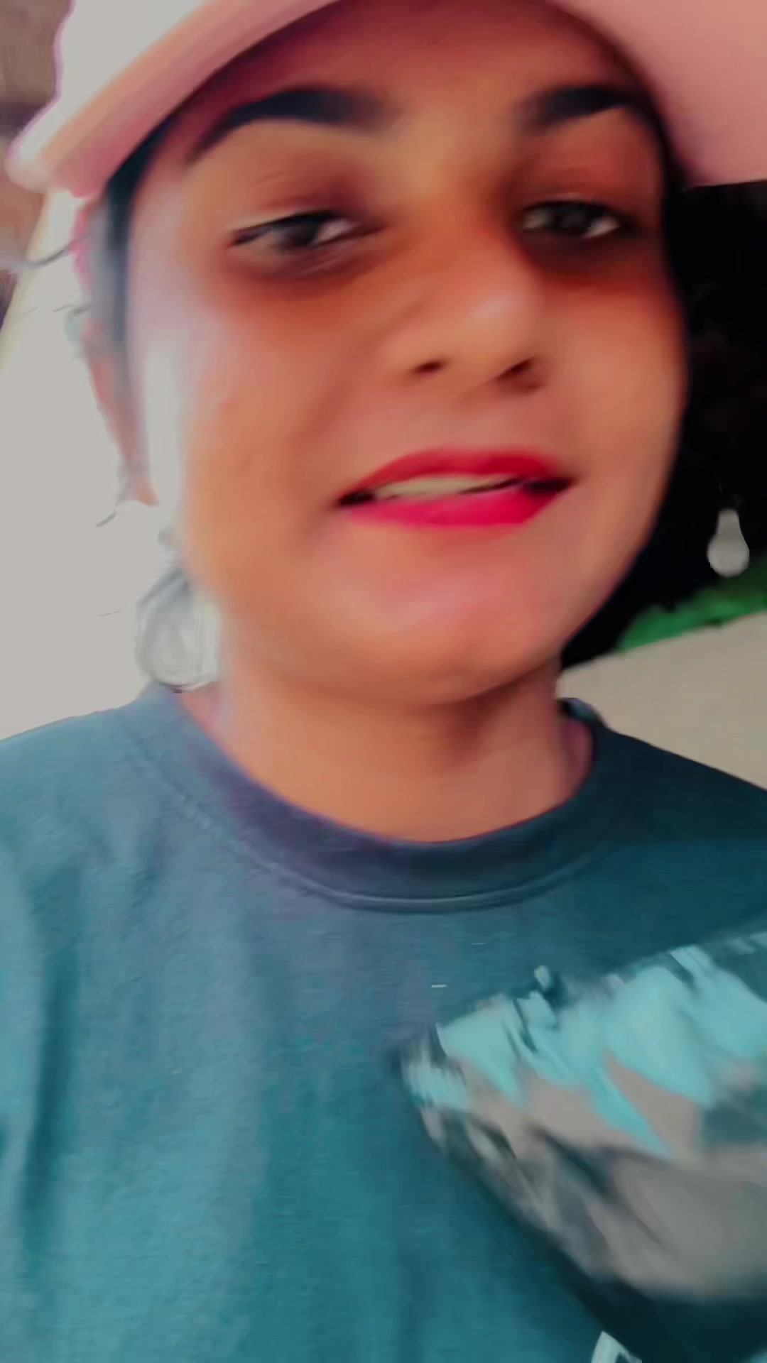 @පොඩ්ඩී.._ 🐣🥹