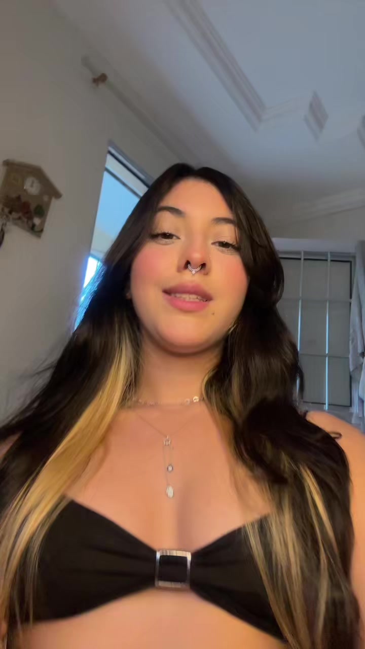 @Emilly Vitoria