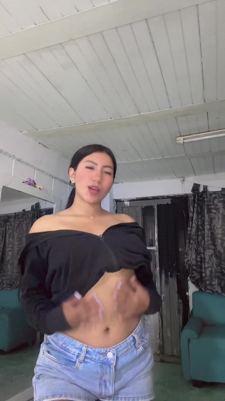 @Isabella:)