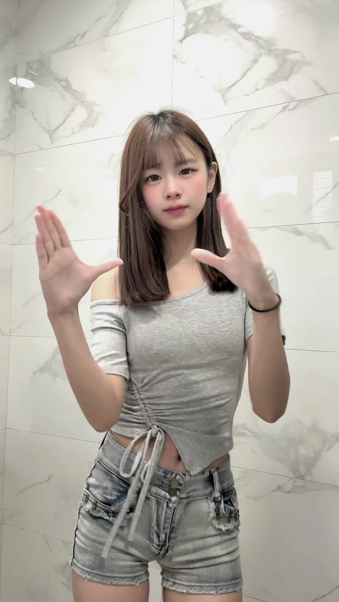 @一山還有ㄧˋ珊高