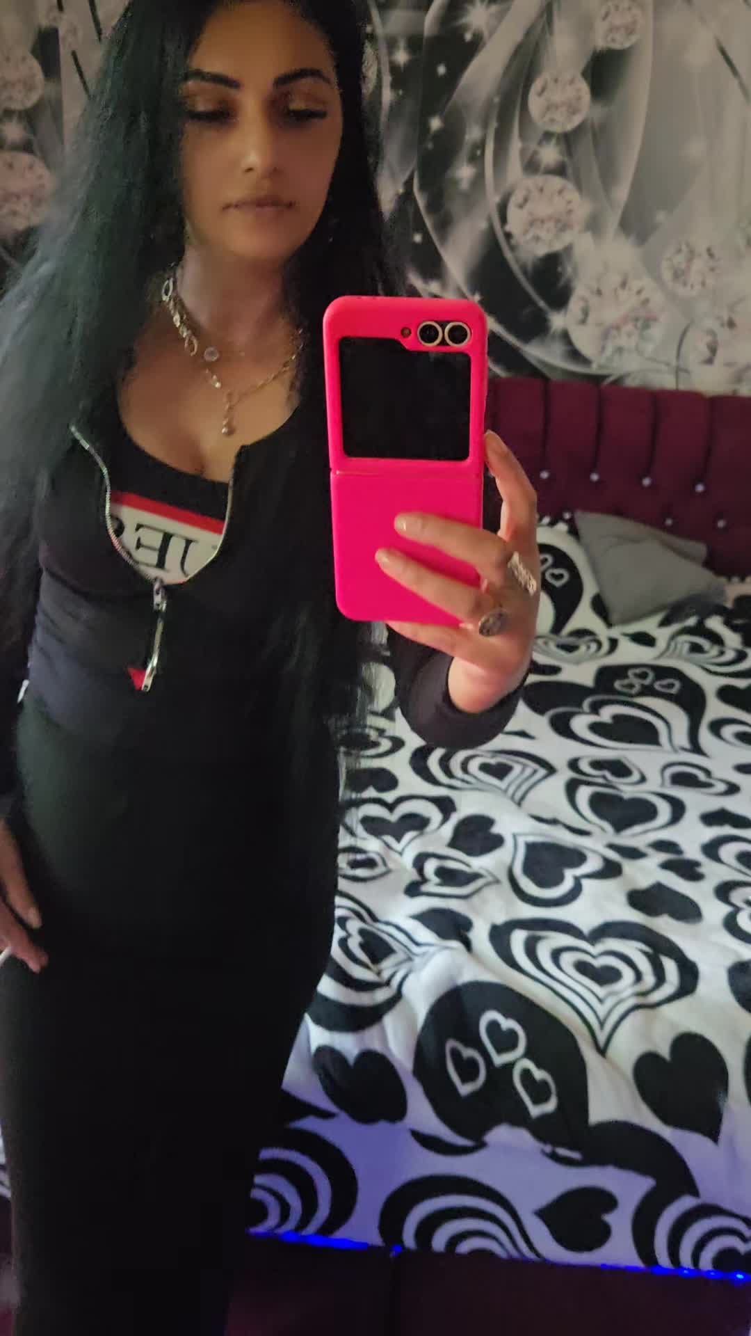 @Ancuta🖤♣️♥️Lupu