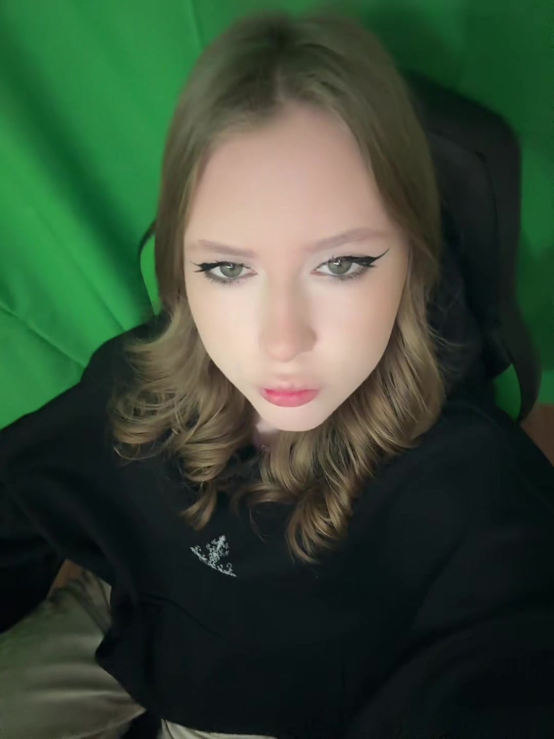 @vibe_quuenn_youtube.tv