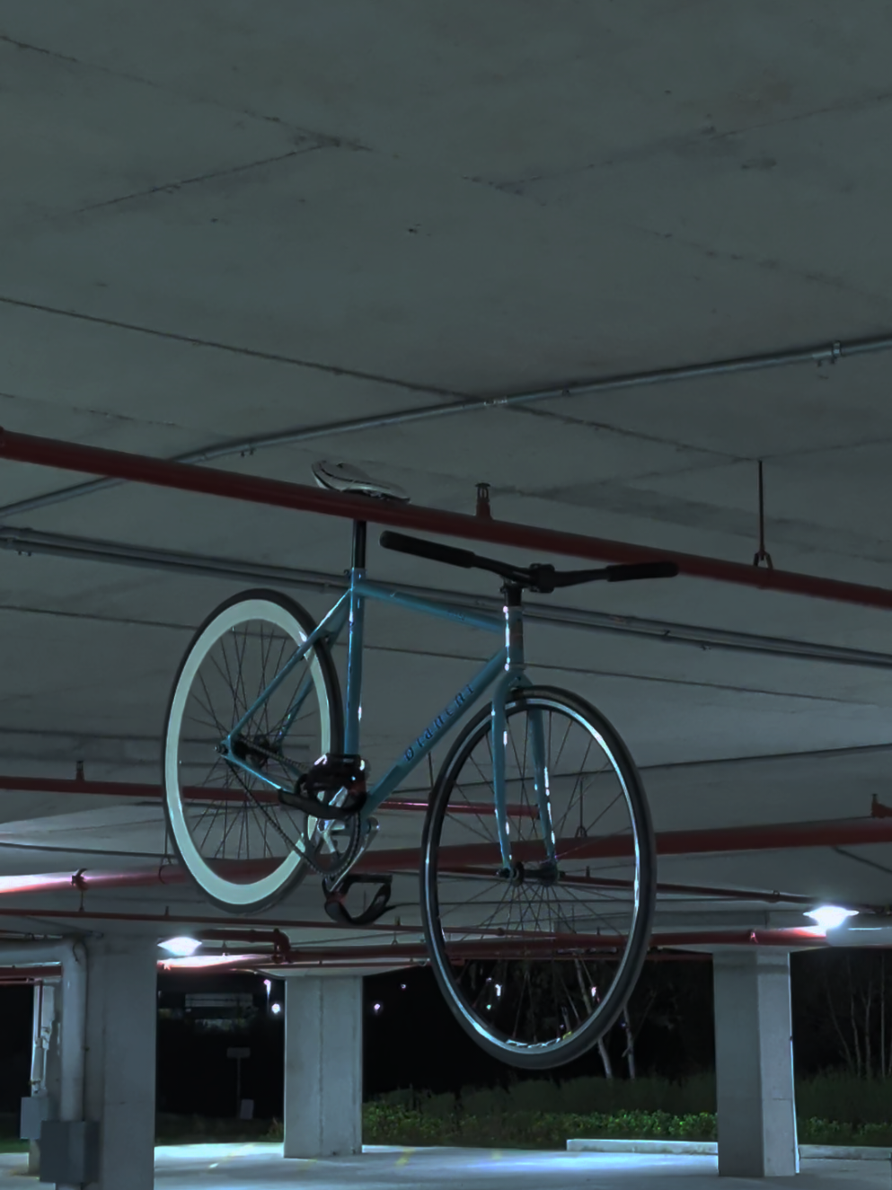 @zee.bmx