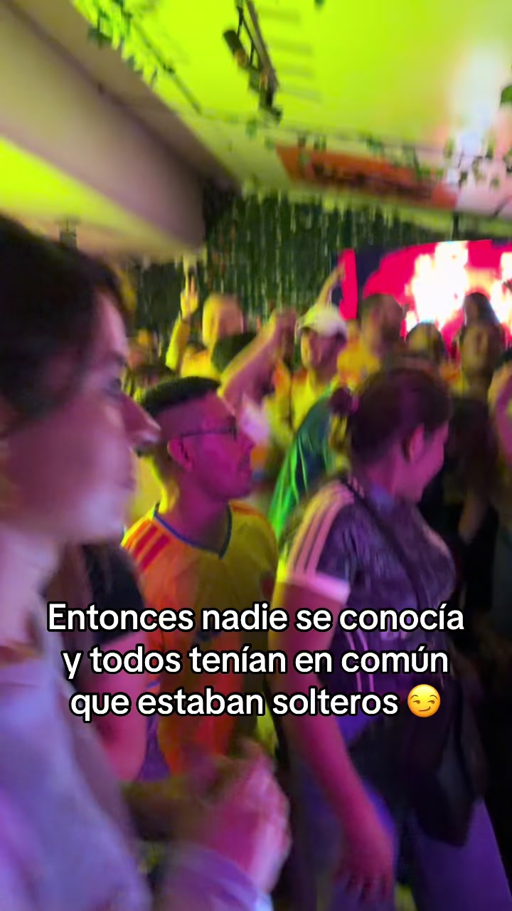 @Club solteros Colombia