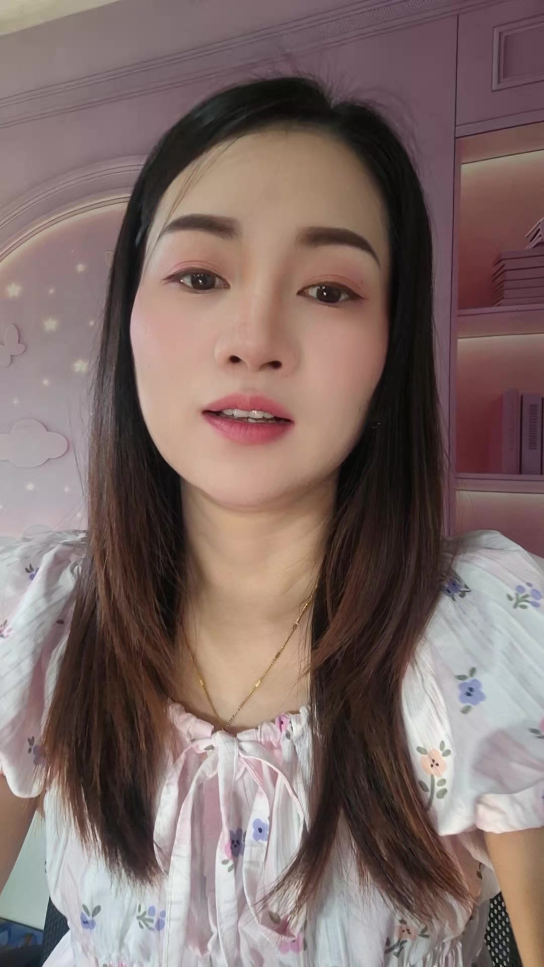 @น้องนิด.. สาวเมืองอุบล