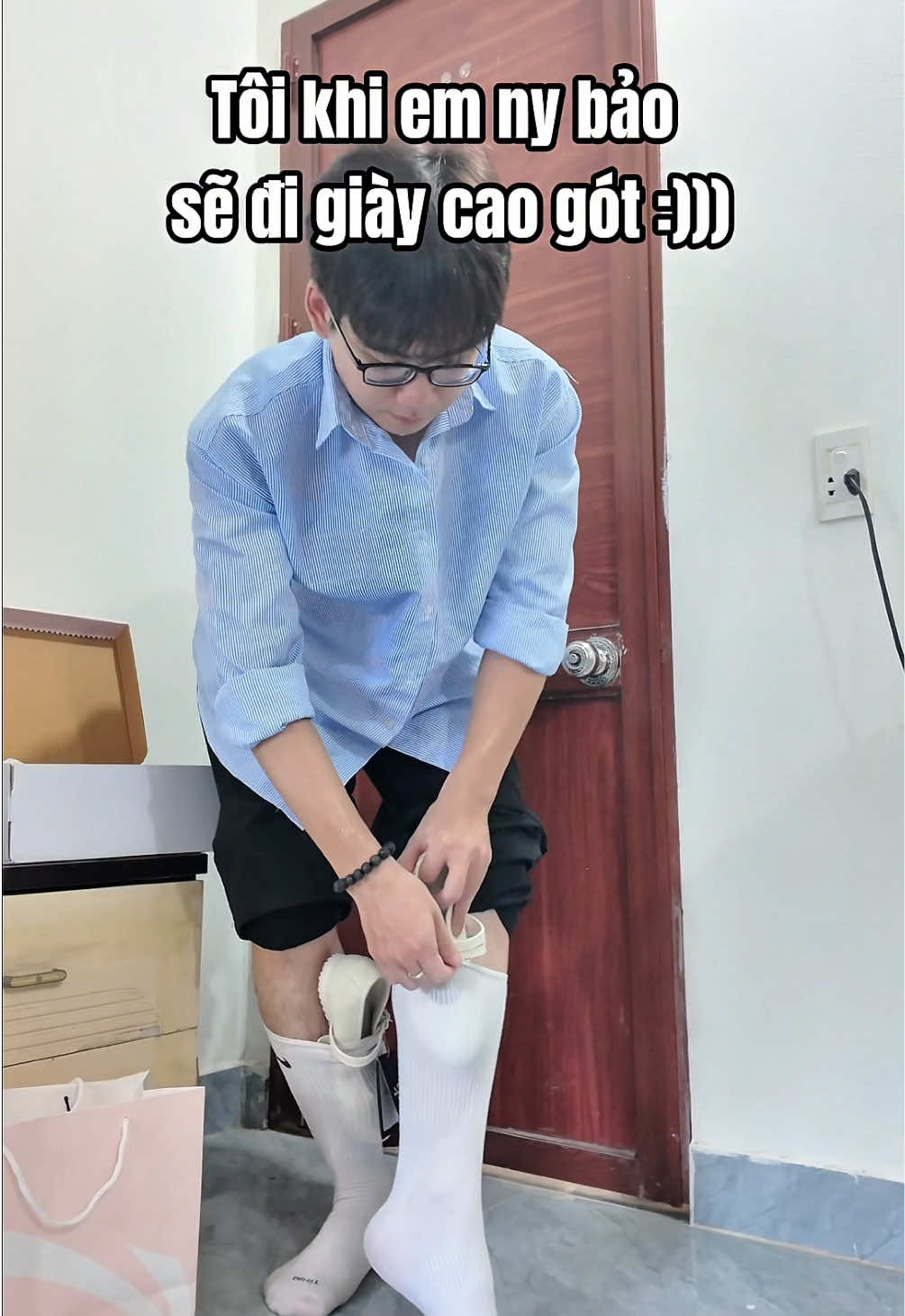 @Hai Con Sư Tử