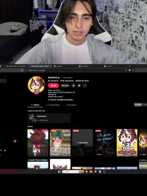 @MR_HOLLOW.🐧