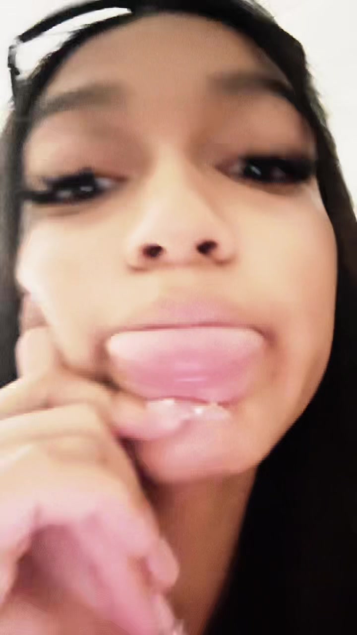 @Leena🪷