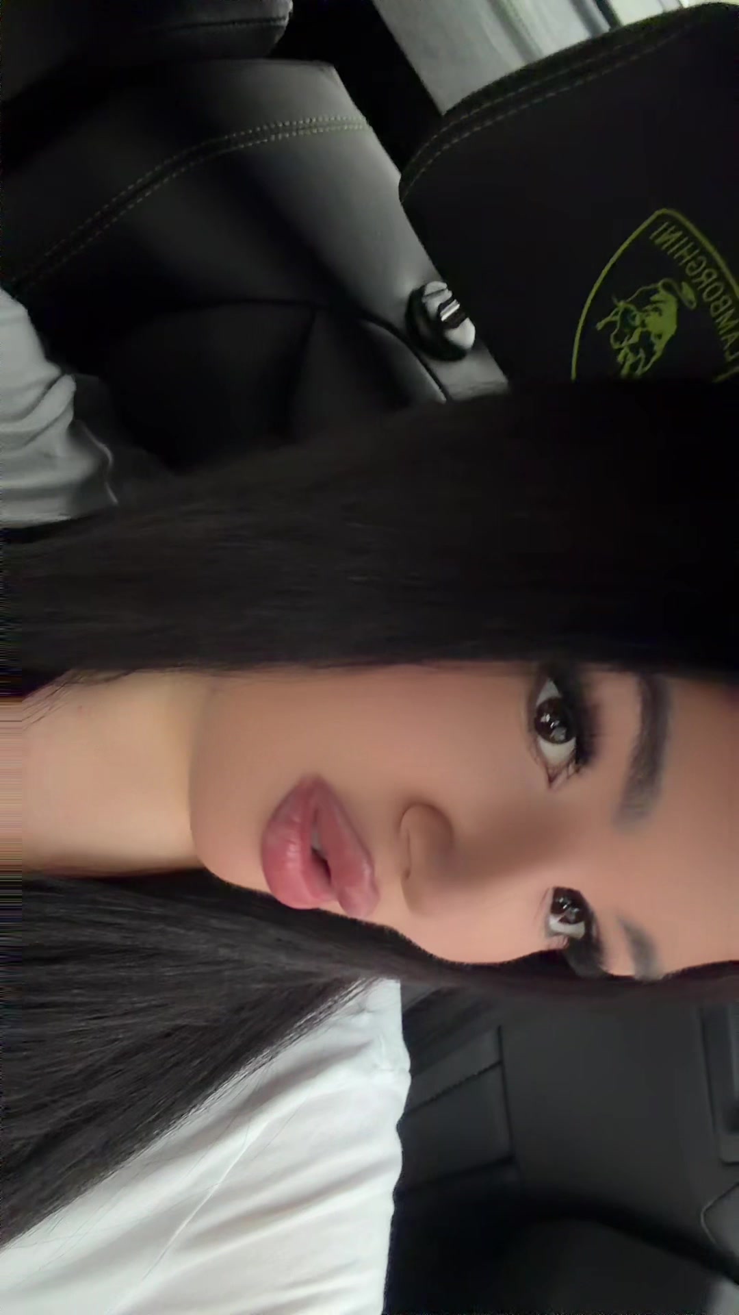 @divadinaa