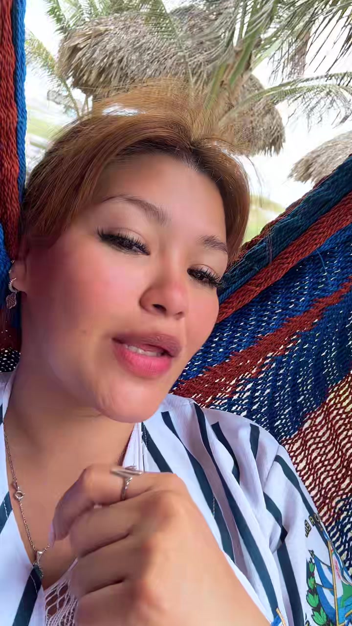 @Esperanza🦋🔥