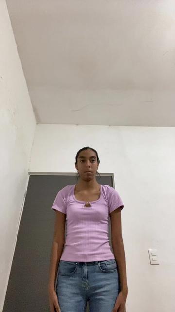 @leslieromero30