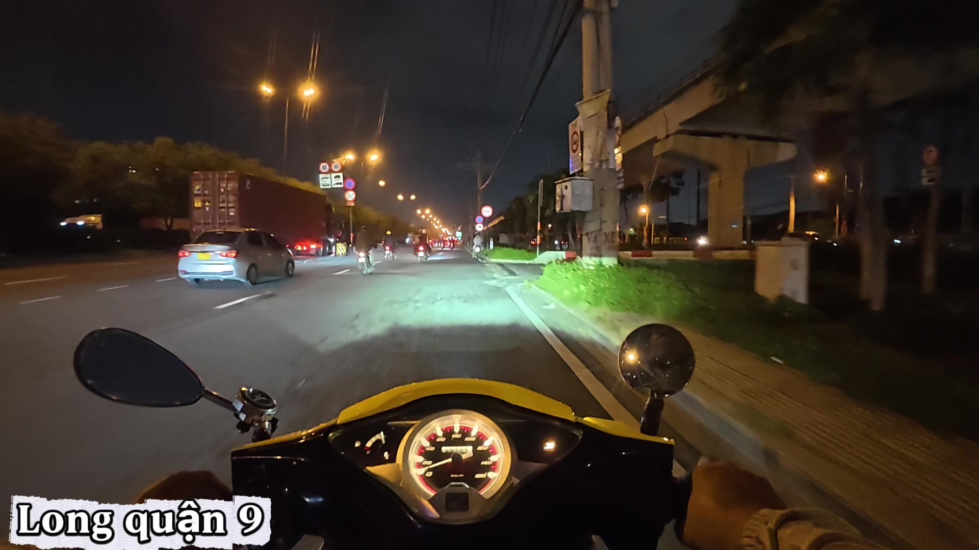 @Long Quận 9