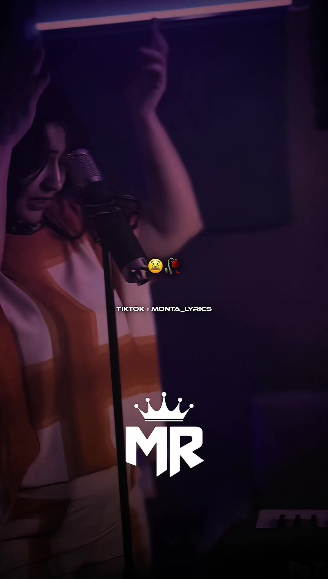 @𝙈𝙤𝙣𝙩𝙖 𝙇𝙮𝙧𝙞𝙘𝙨 🥇
