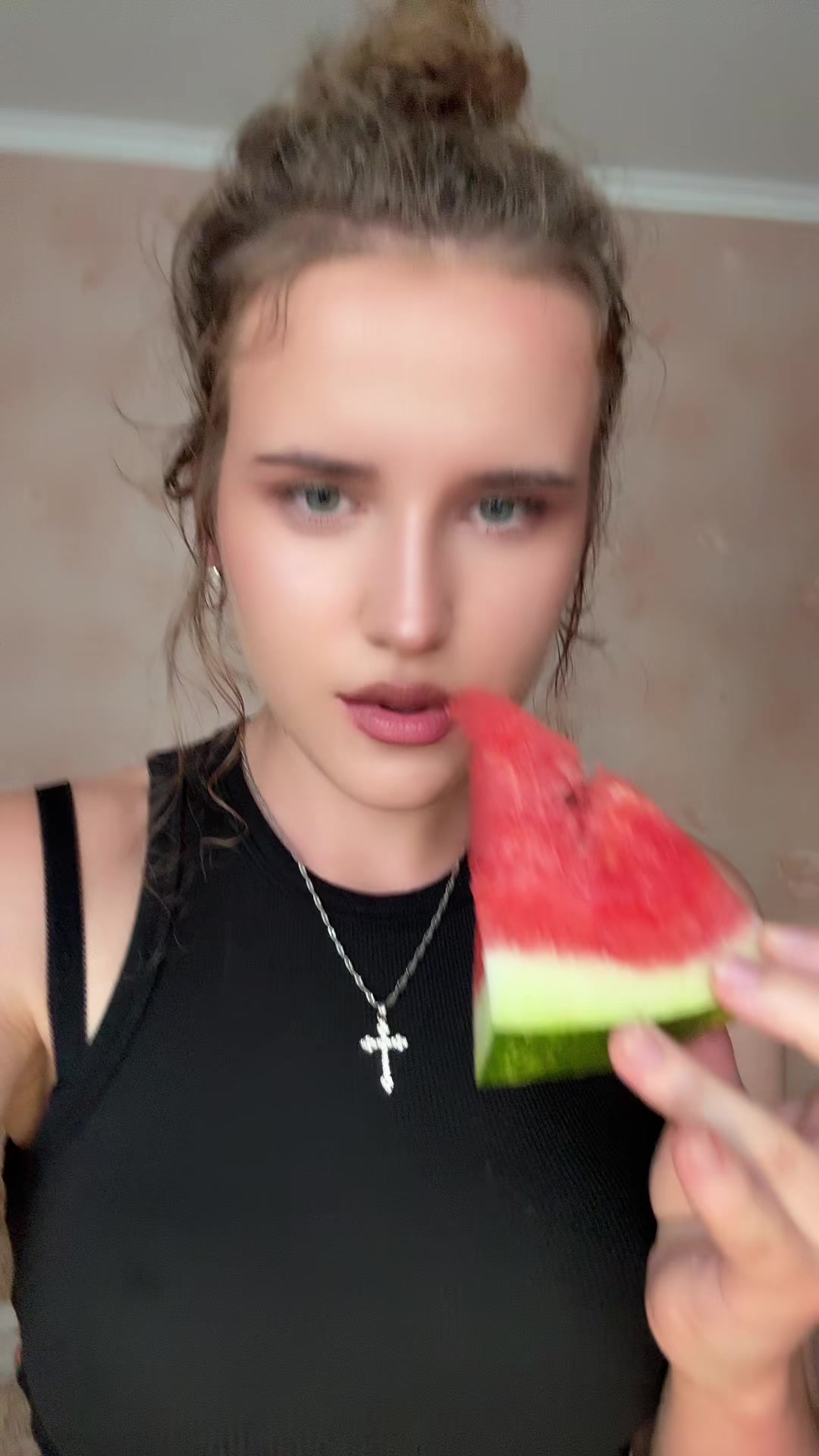 @olya makima