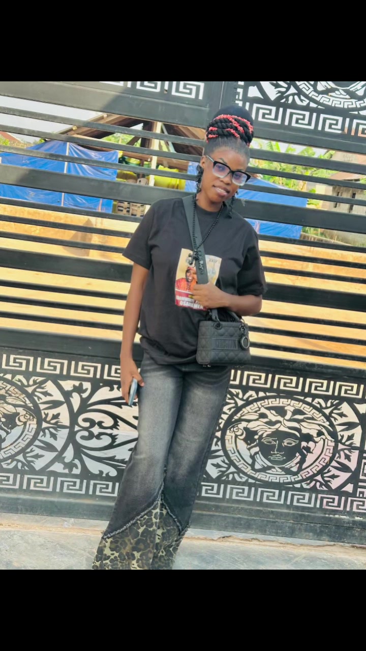 @Favvy ❤️&zwj;🩹🦋💐
