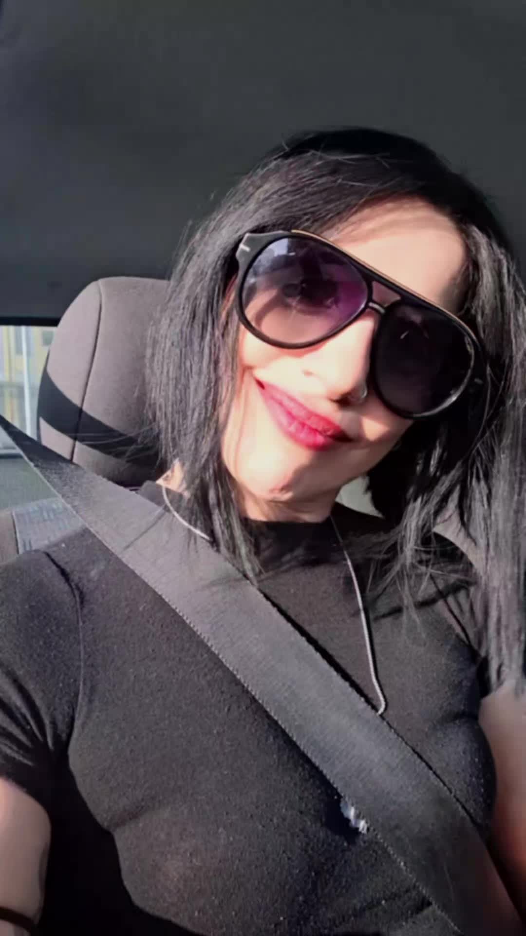 @Luciana