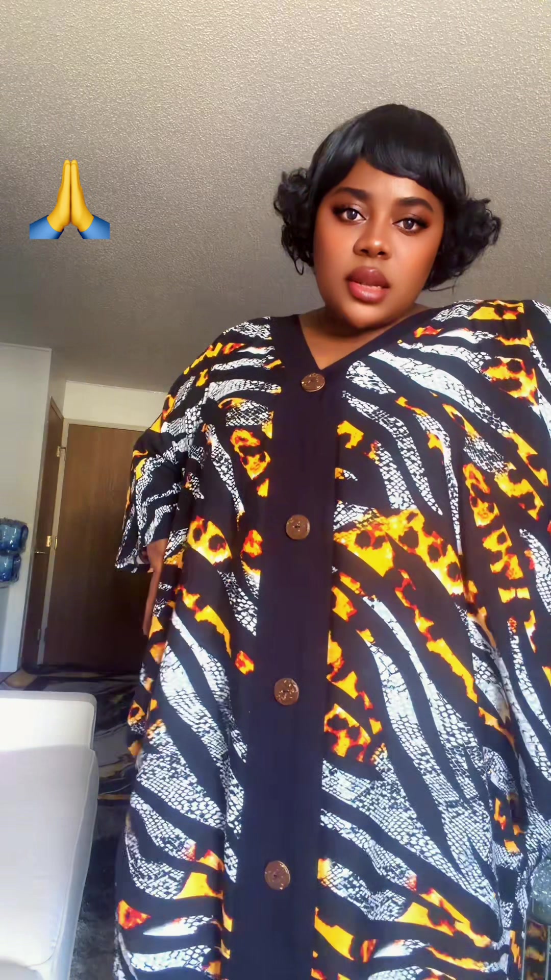 @ESTHER M CHILD OF GOD ✨🌸🌺🕊️