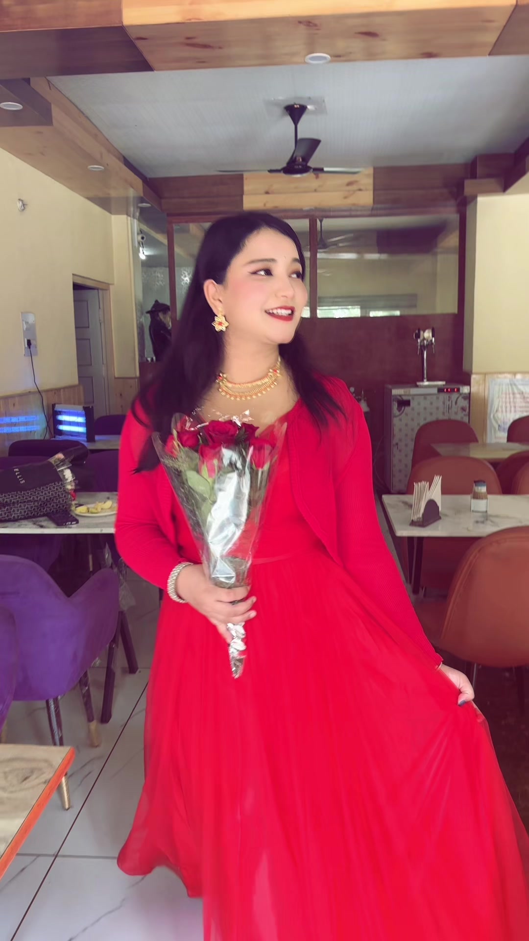 @Simran pariyar🎵