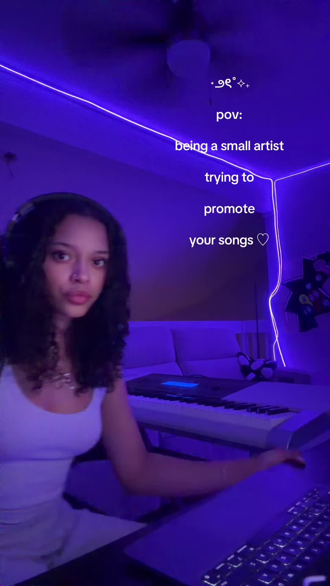 @xova★