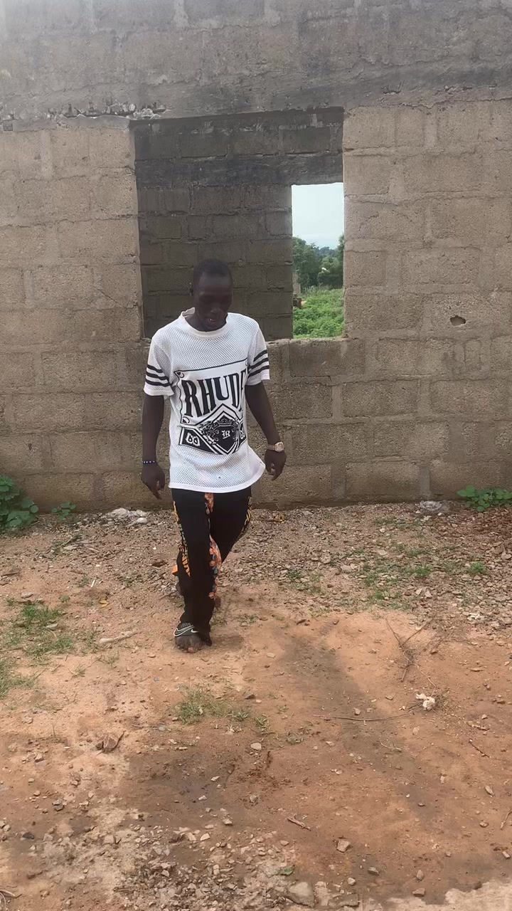 @Str&euml;&egrave;t D&atilde;&ntilde;&ccedil;&euml;r 00&sup1;