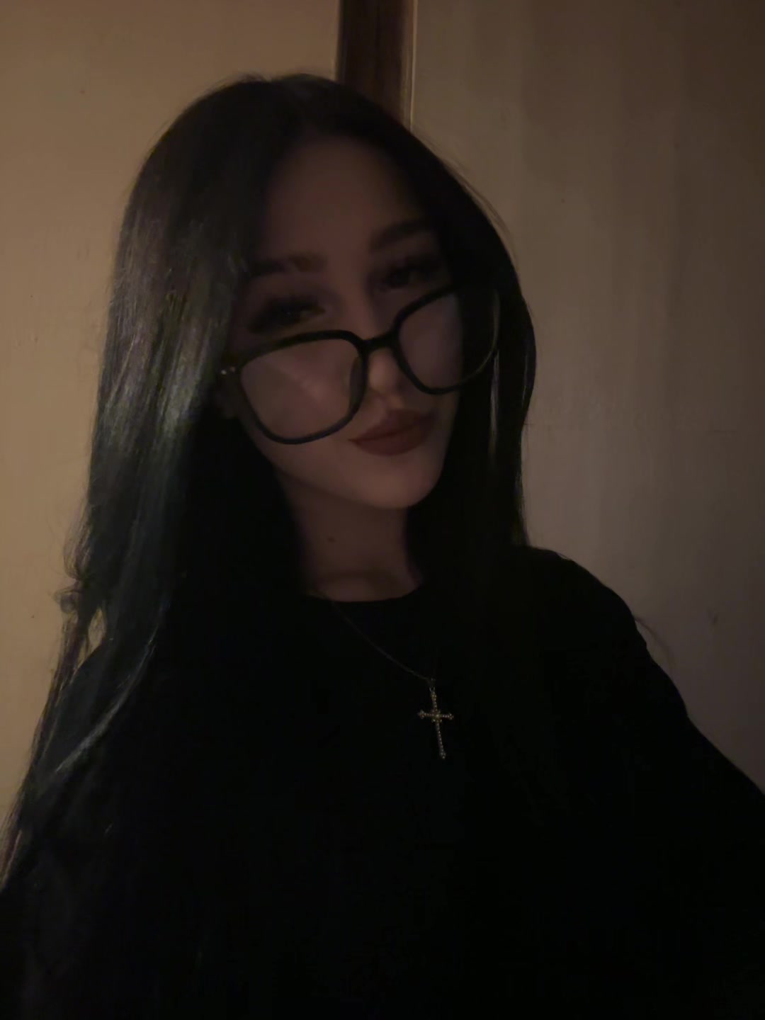 @. dark_rose.