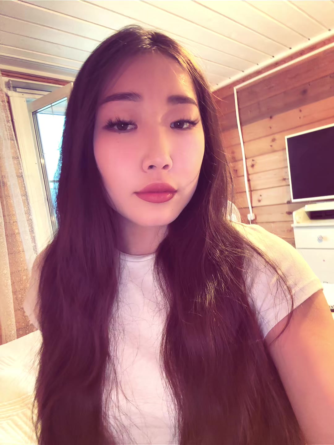 @...