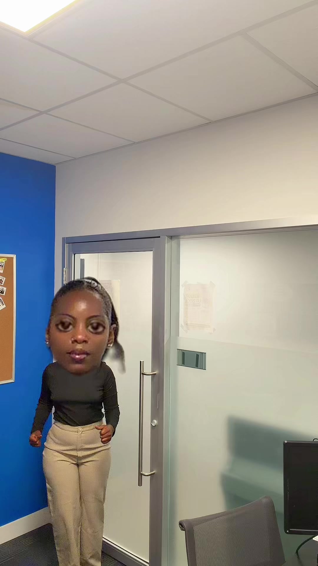 @Sexy Carolina😋🇺🇬🇷🇼