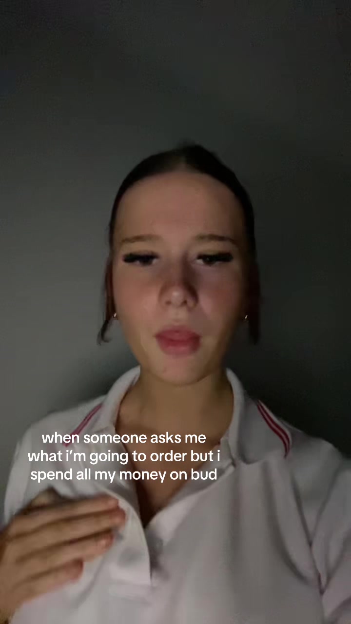 @🧘🏼&zwj;♀️