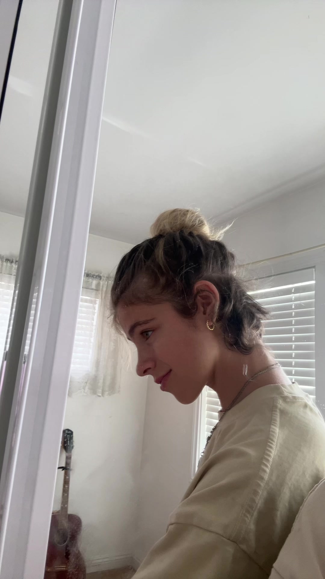 @Bella