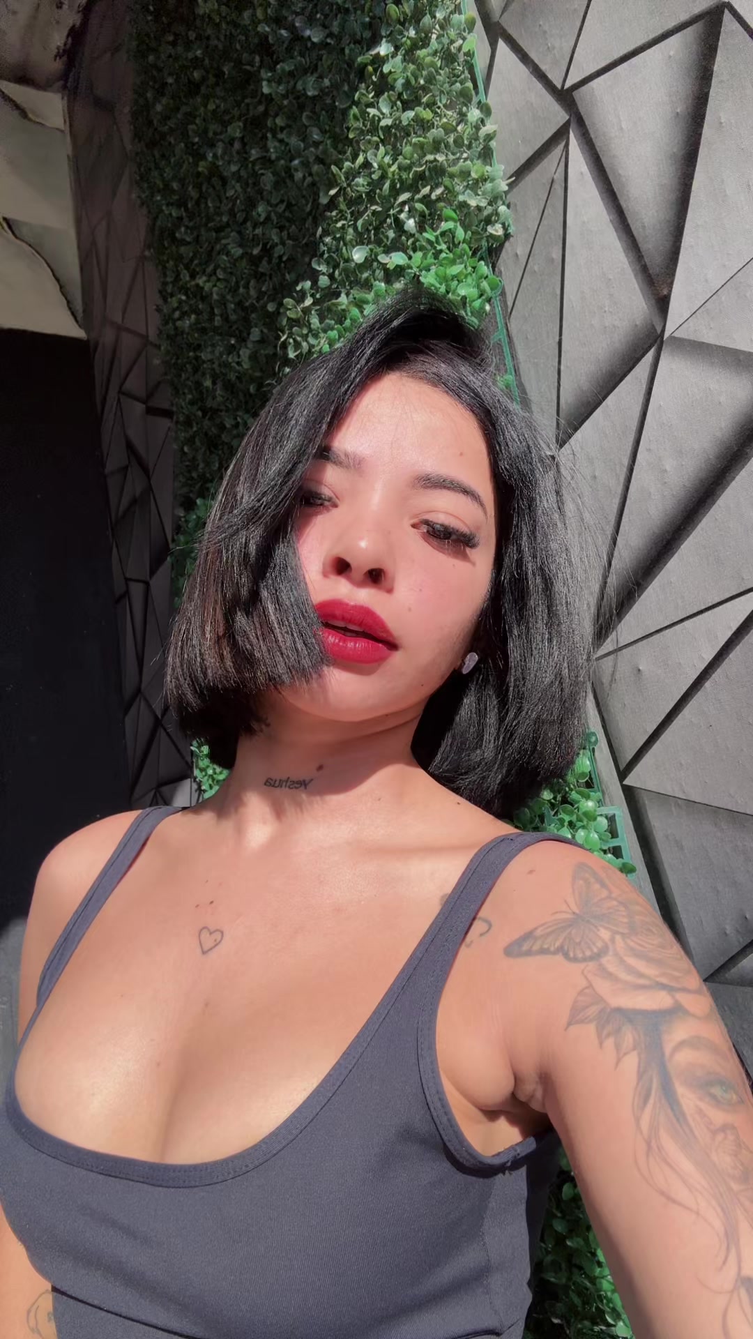 @yasmimbrunethii