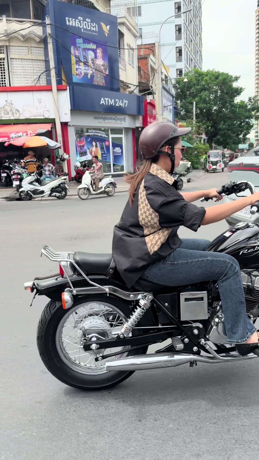 @គង់ រ៉ាវី លក់ម៉ូតូ