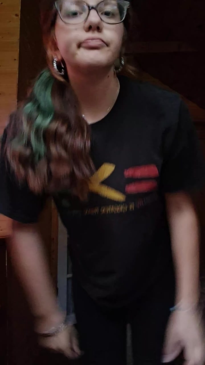 @???