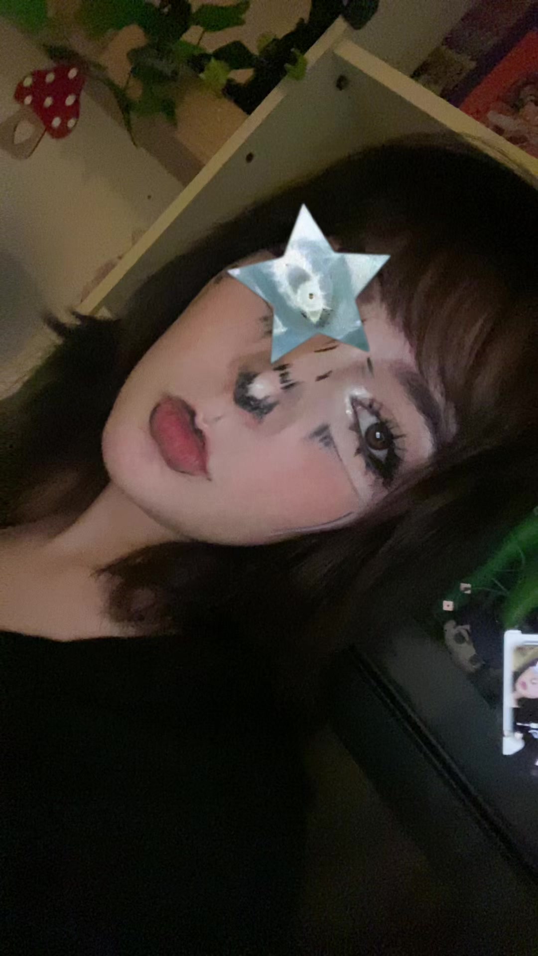 @mel_alien0