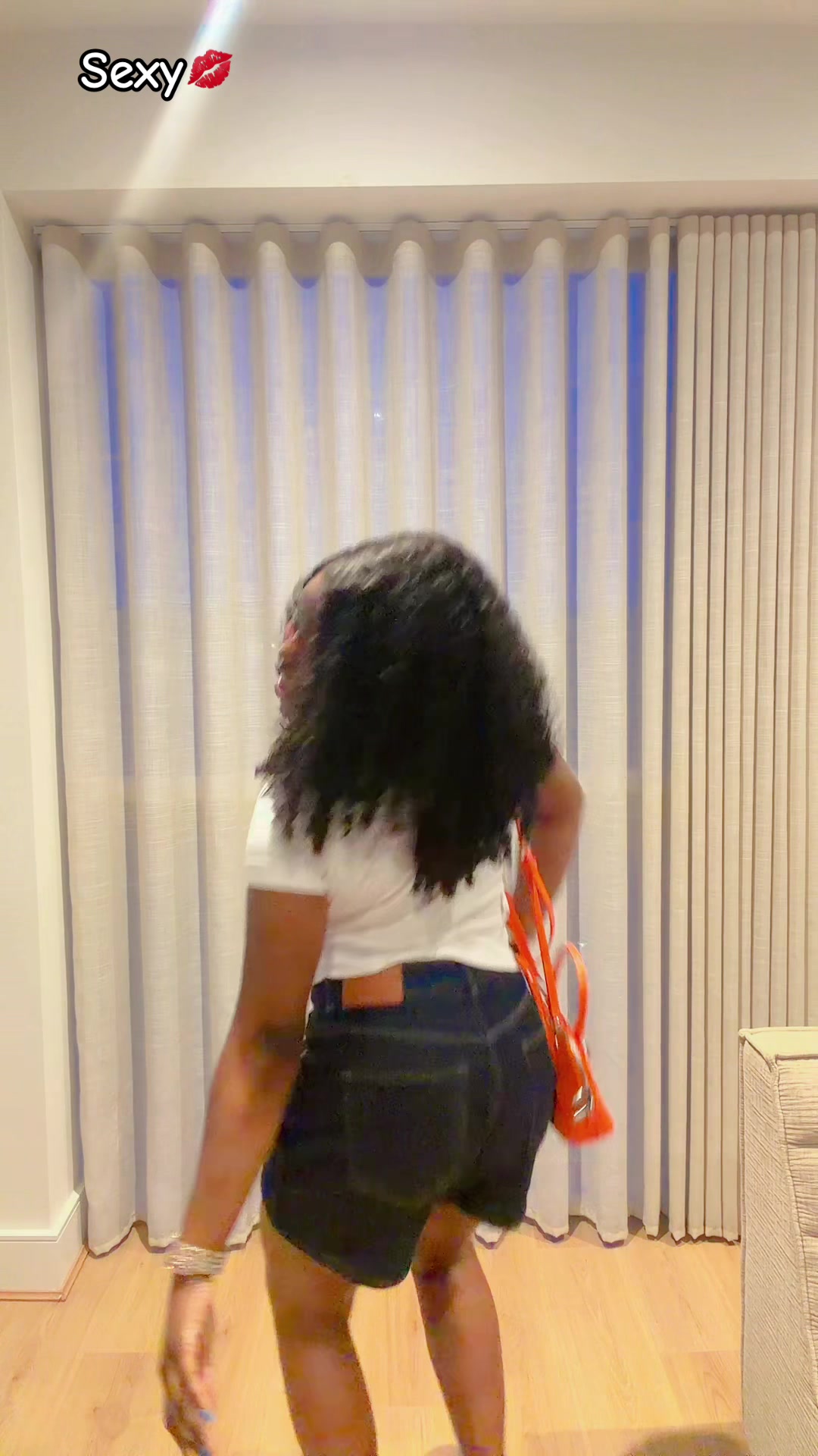 @IWALEWA🌺 DECEMBER 25 QUEEN
