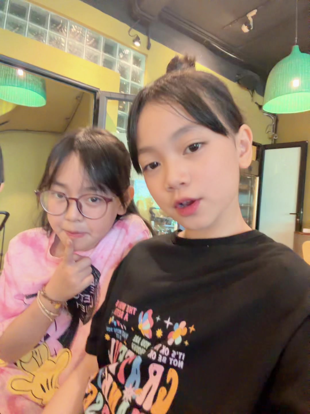 @Lê Ngọc Vy (Bella)