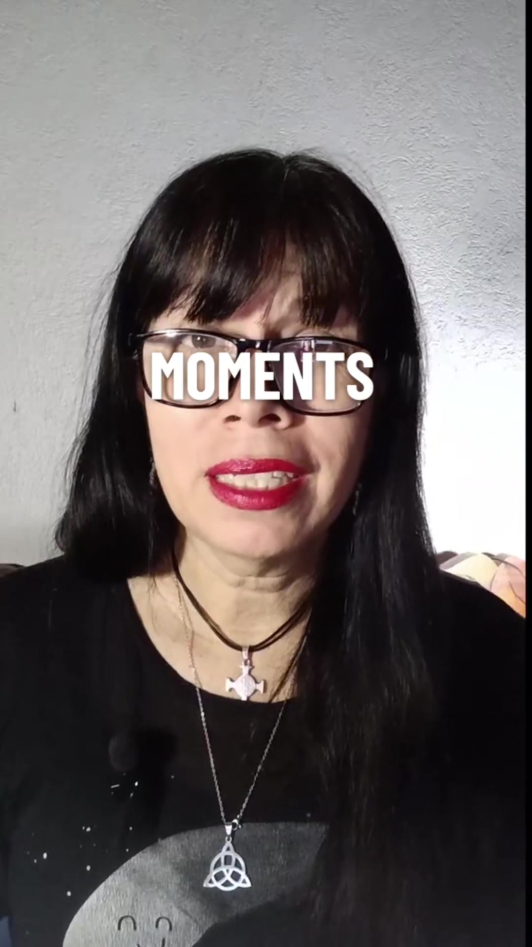 @Ale Incl&aacute;n, Decidora de poemas