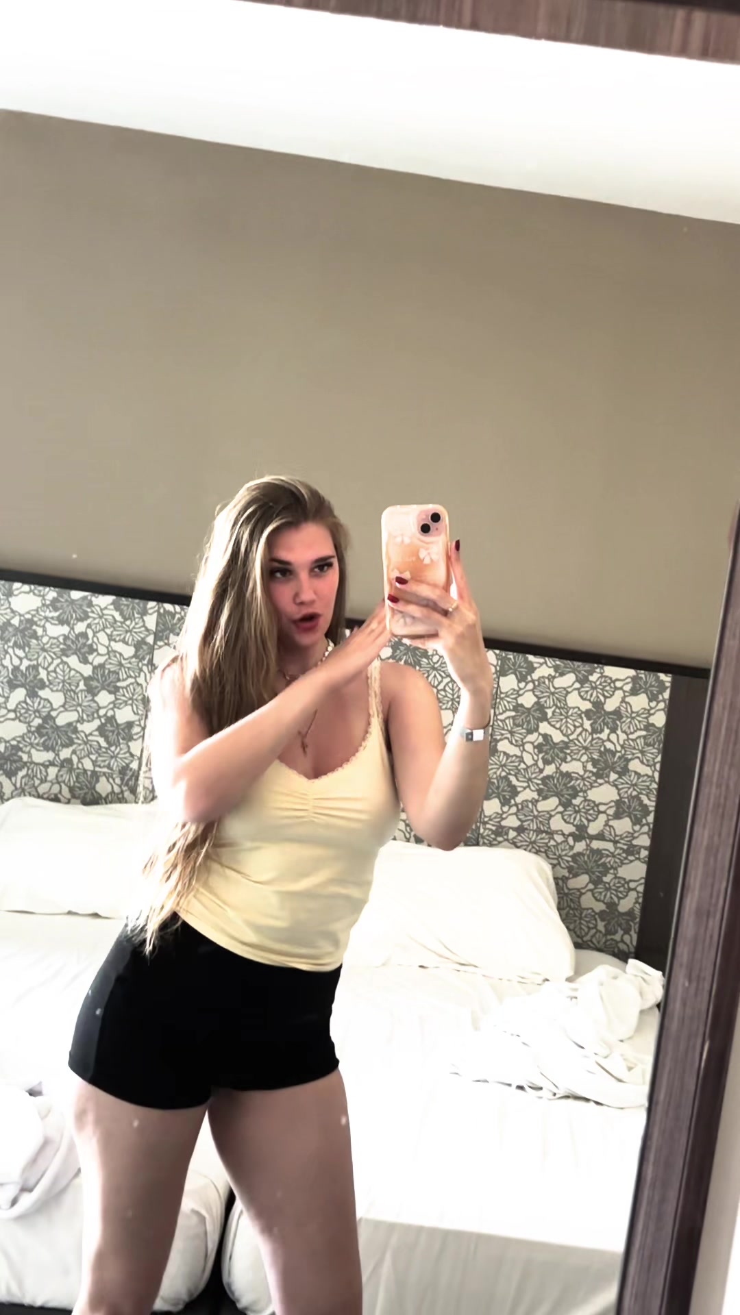 @Алёнка✨