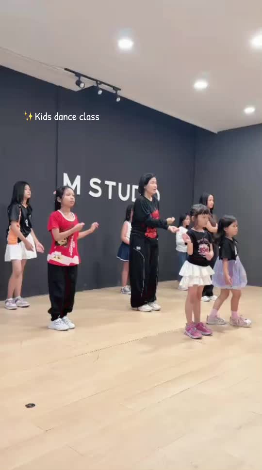 @vay_dance