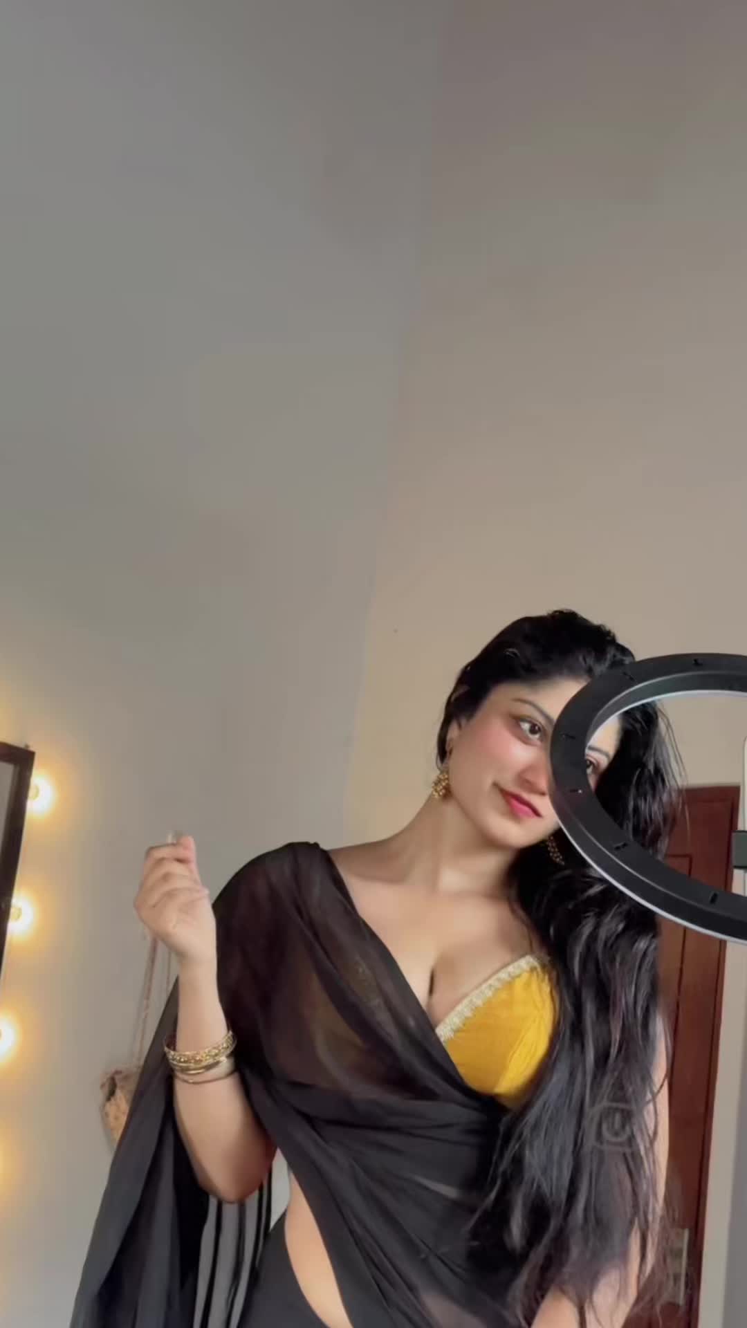 @kavee gamage