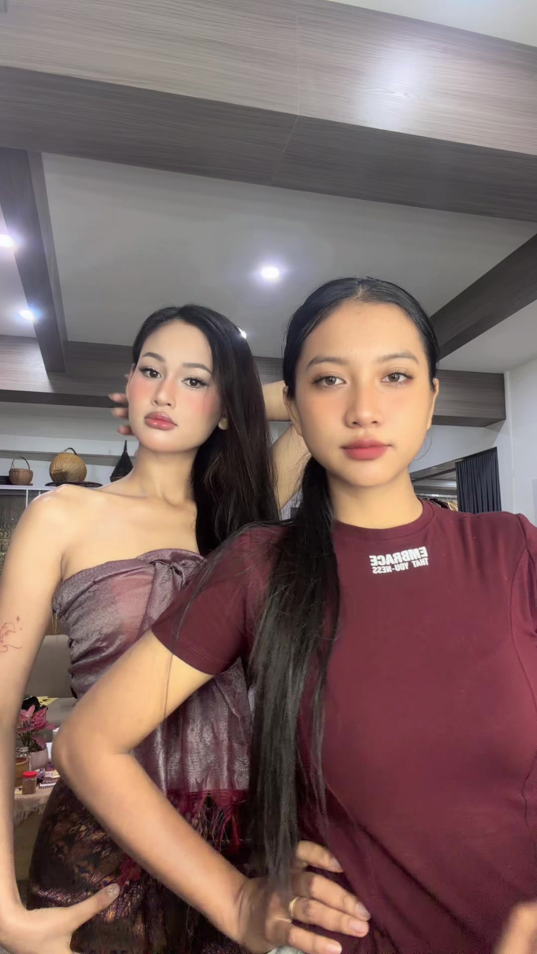 @🦕Oun Nương 🐍