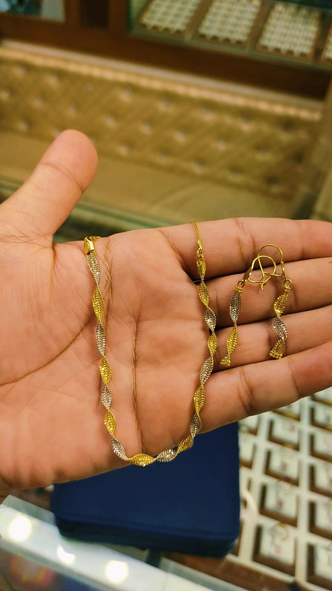 @Dubai Gold Collection