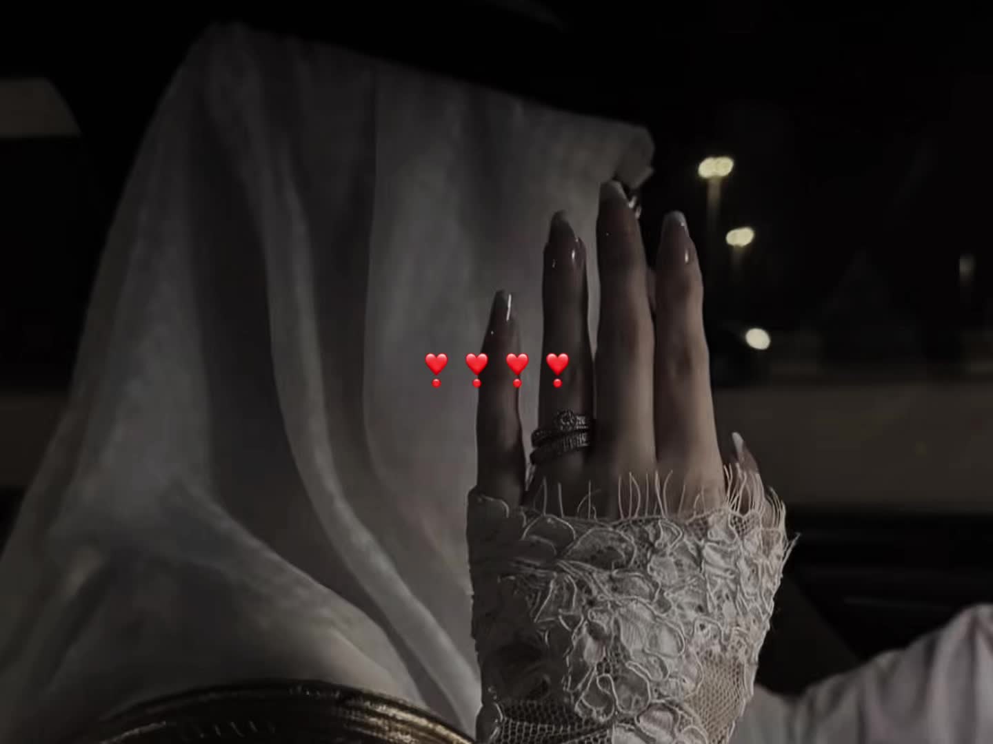 @𑣲