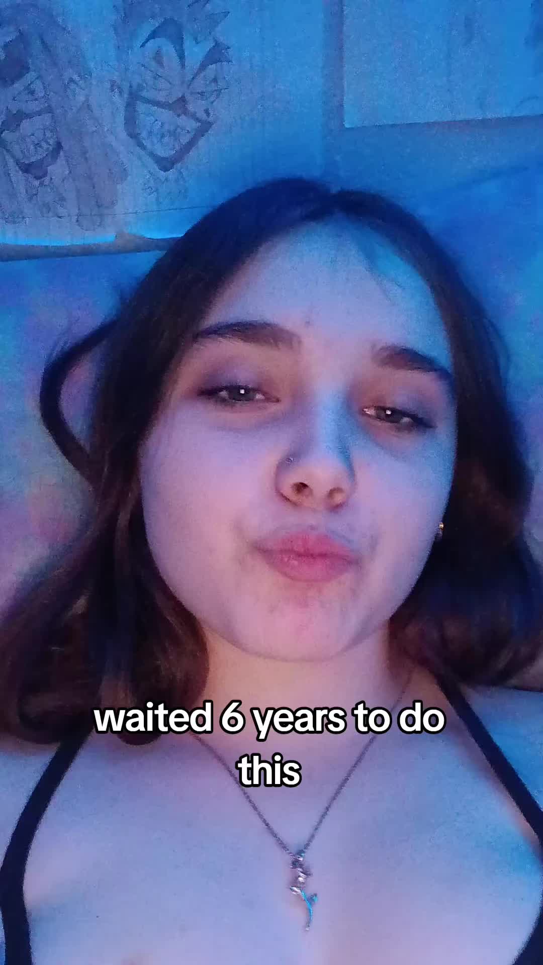 @️